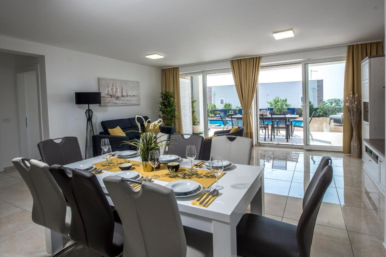 Villas Royal II With Private Pool Novaglia Esterno foto