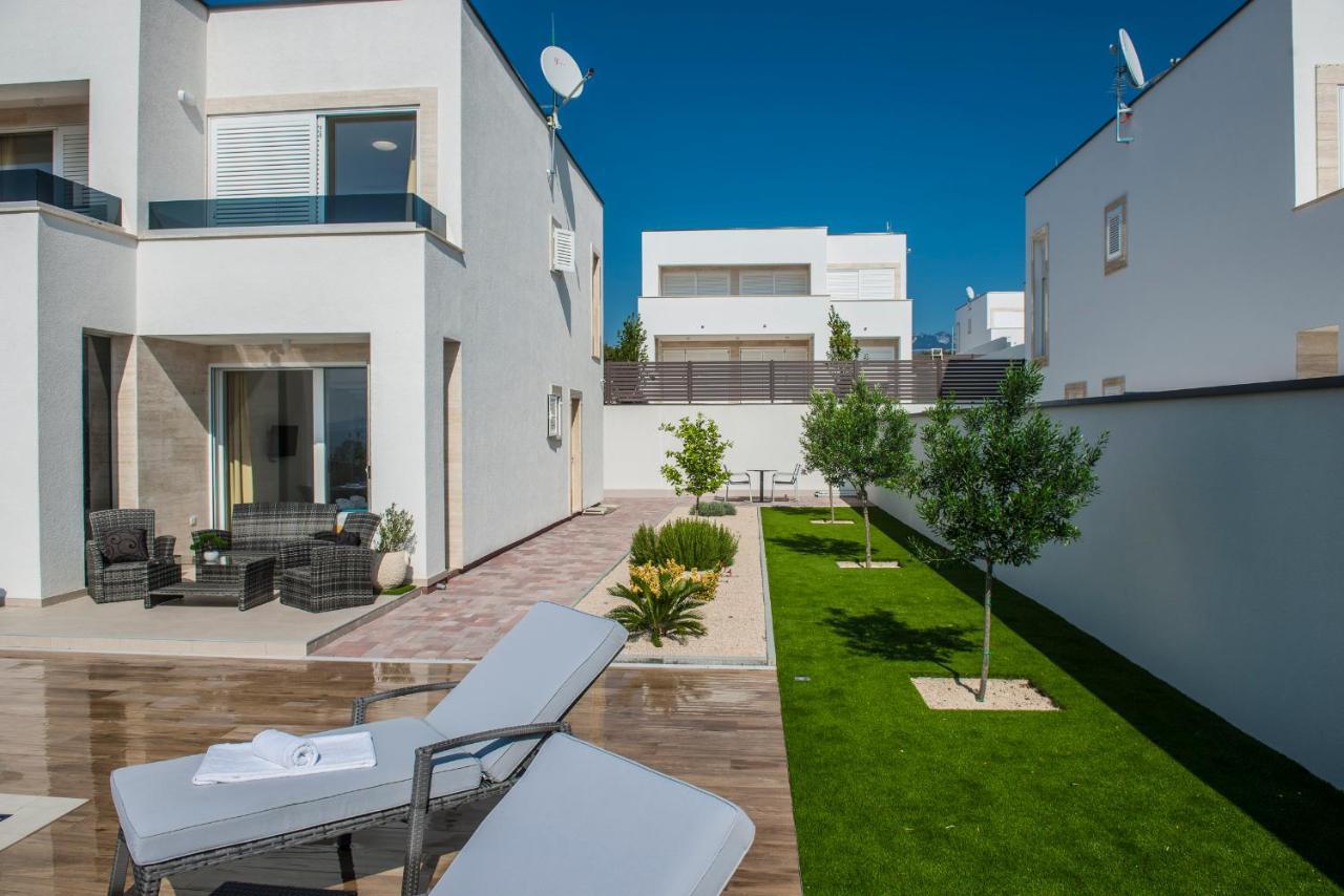 Villas Royal II With Private Pool Novaglia Esterno foto