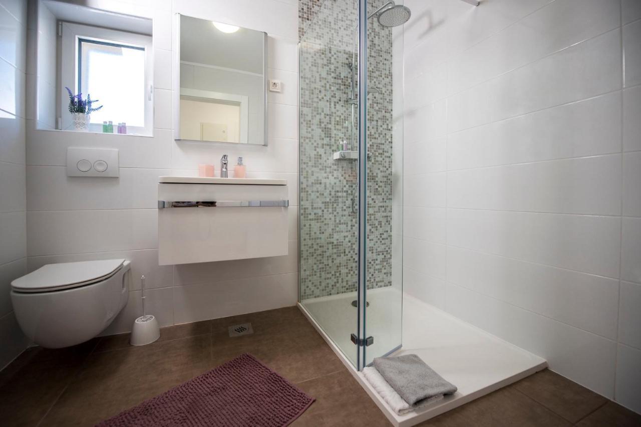 Villas Royal II With Private Pool Novaglia Esterno foto