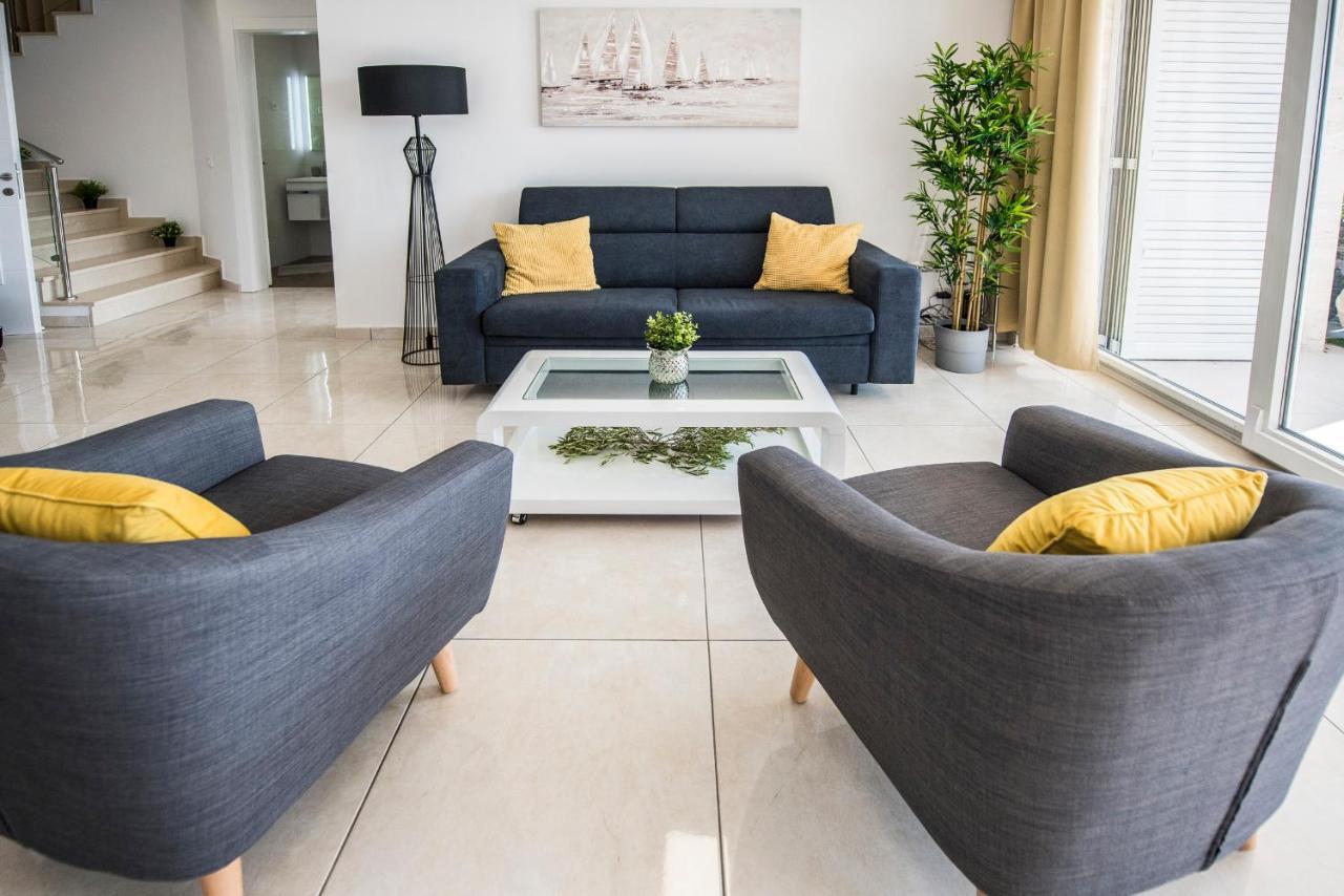 Villas Royal II With Private Pool Novaglia Esterno foto